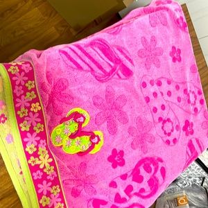 Beach towel-Like New